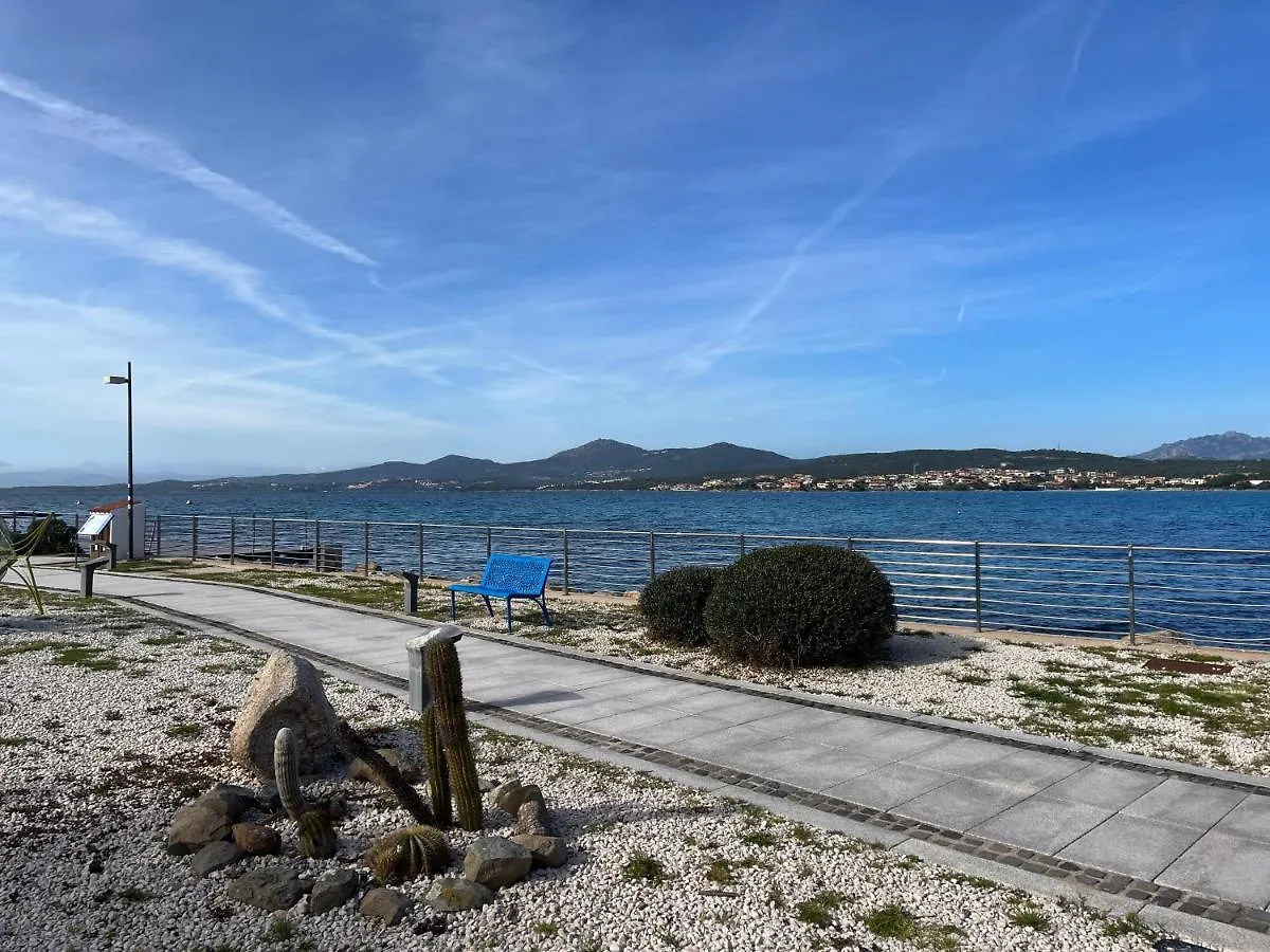 Ampio Monolocale Apartment Golfo Aranci 0*,  Italy